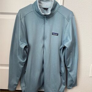 Patagonia Woman’s Blue R1 Jacket XXL. Excellent condition.
